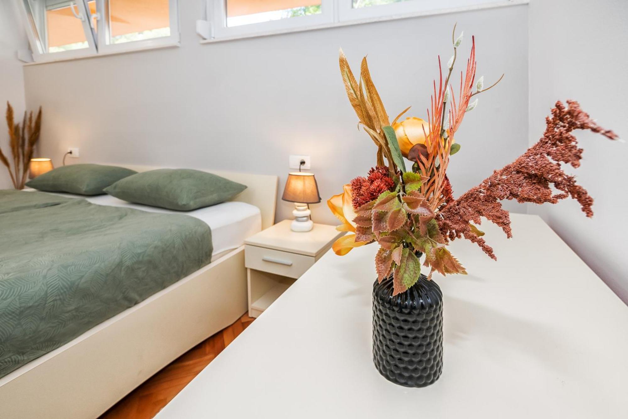 Green Oasis Split Bagian luar foto